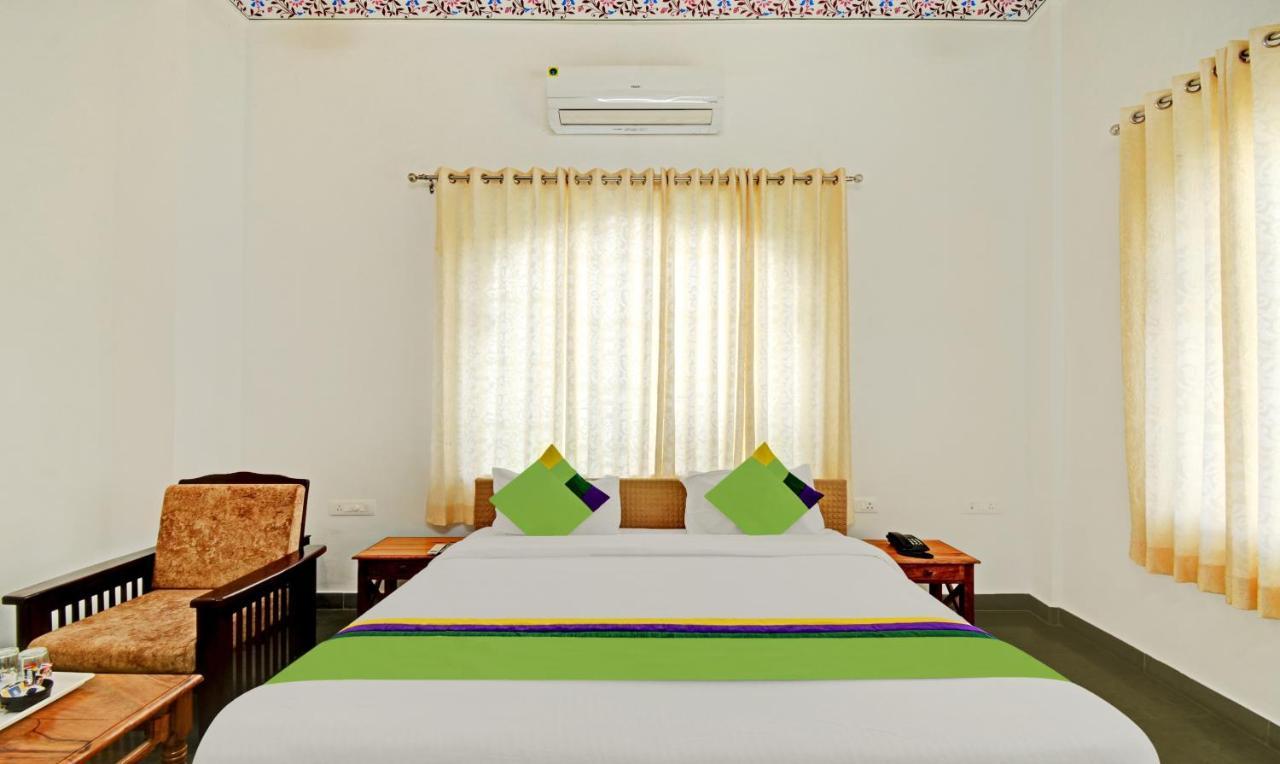 ホテル Treebo Khakhri Haveli ウダイプル エクステリア 写真
