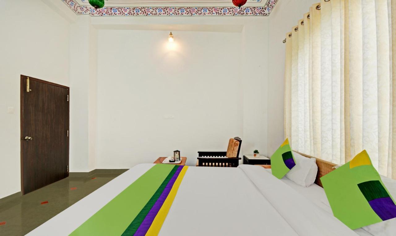 ホテル Treebo Khakhri Haveli ウダイプル エクステリア 写真